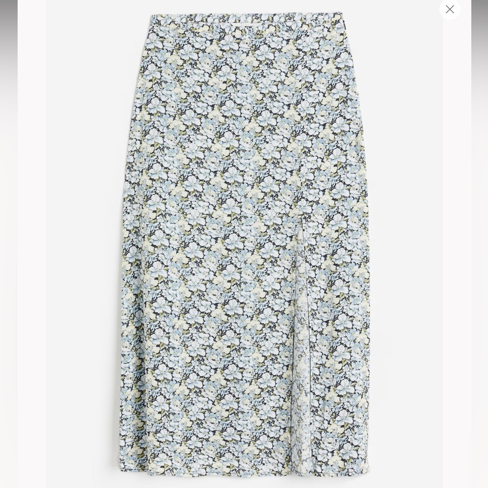 Crêped skirt